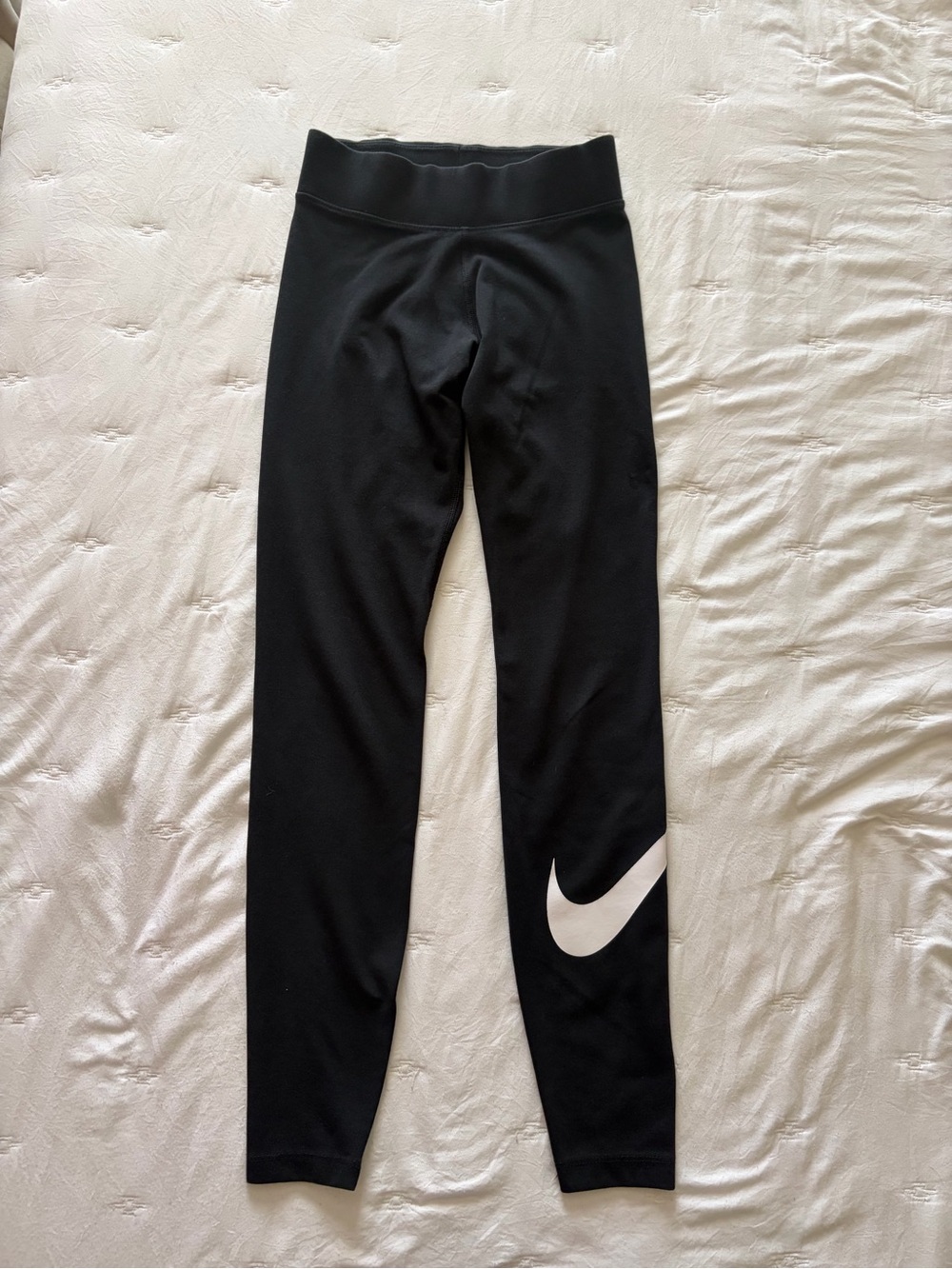 Nike Juniors' Black Leggings with White Swoosh
